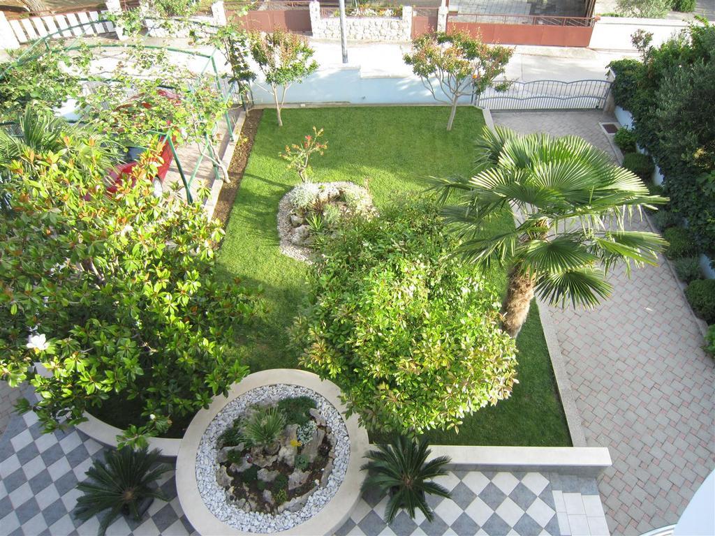 ז'אבוריץ' Villa Croatica Apartments מראה חיצוני תמונה