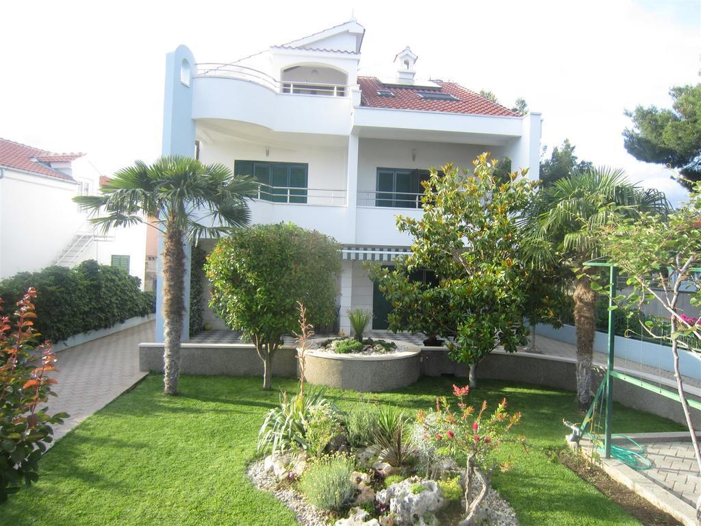 ז'אבוריץ' Villa Croatica Apartments מראה חיצוני תמונה
